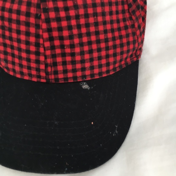 checkered hat - Picture 3 of 3
